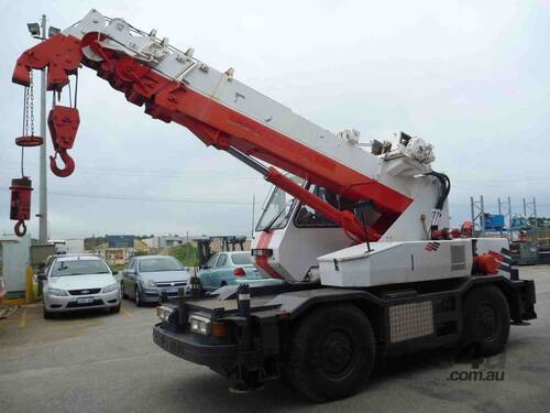 KOBELCO 7 TON ROUGH TERRAIN CRANE