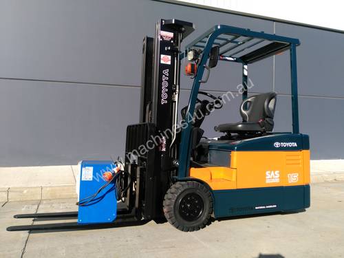 Business Class 1.5 Tonne Battery Electric Forklift in very good condition. Located in Sydney