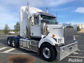 2015 Western Star 4864FXB - picture0' - Click to enlarge
