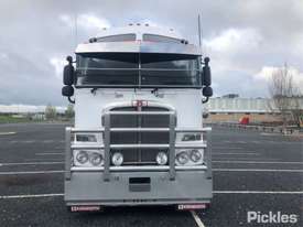 2015 Kenworth K200 Big Cab - picture1' - Click to enlarge