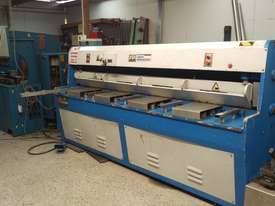HydraulicGuillotine 2500 x 4mm Mild Steel Shearing Capacity  - picture0' - Click to enlarge