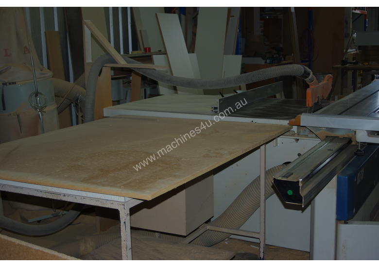 caption SCM MINI MAX FORMULA S30 TABLE SAW with Tilting Blade