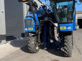 Used Braud VX680 Harvester - picture0' - Click to enlarge
