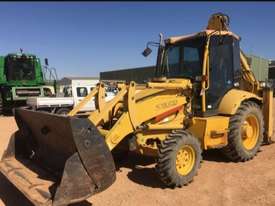 Komatsu, WB97R, Backhoe - picture2' - Click to enlarge
