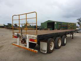 2011 Transhaul Equipment Highway Master 45' Flat Top Tri Axle Lead Trailer - T42 - picture1' - Click to enlarge