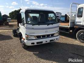 2007 Hino 300 series - picture0' - Click to enlarge