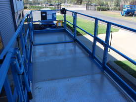 Genie GS3384RT - 33' Twin Deck 4WD Diesel Scissor Lift - picture0' - Click to enlarge