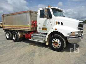 STERLING LT9500HX Tipper Truck (T/A) - picture0' - Click to enlarge