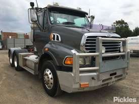 2008 Sterling LT9500 - picture0' - Click to enlarge