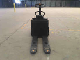 Crown PE 4500 Series  Pallet Jack Jack/Lifting - picture1' - Click to enlarge