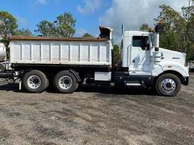 Kenworth T404S - picture0' - Click to enlarge