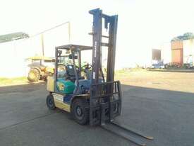 Komatsu FG25HT14 - picture0' - Click to enlarge