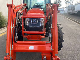 Kioti RX7620 FWA/4WD Tractor - picture1' - Click to enlarge