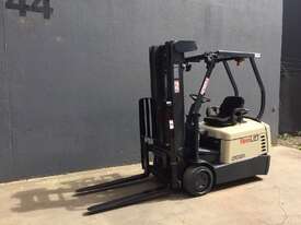 Crown SC4000 3-Wheel Container Mast Electric Counterbalance Forklift - Refurbished  - picture0' - Click to enlarge