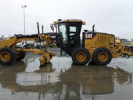 Caterpillar 140M Grader 14? Blade for Hire - picture1' - Click to enlarge