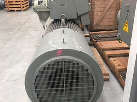 520 kw 700 hp 4 pole 1490 rpm 415 volt Foot Mount 355 frame AC Electric Motor Alstom set up for VSD - picture2' - Click to enlarge