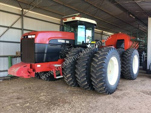 2006 Buhler 2425 4wd Tractors