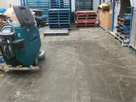 Tennant T500 Walk Behind Scrubber - picture1' - Click to enlarge