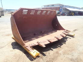 3500mm OM Spade Mouth Loader Bucket with Hitch (To Suit 980H Wheel Loader) - picture0' - Click to enlarge