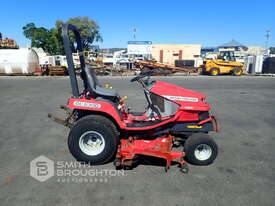 MASSEY FERGUSON GC2300 4X4 TRACTOR LAWN MOWER - picture0' - Click to enlarge