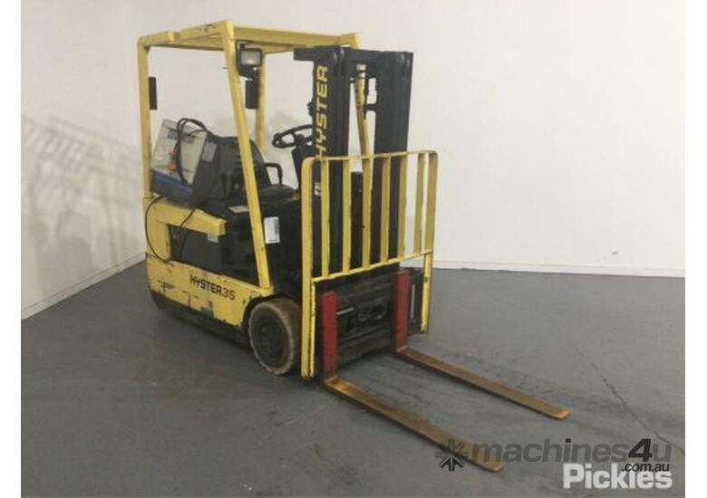 caption Hyster