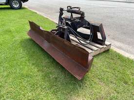 Grader Blade Skid steer 2100mm Hydraulic - picture2' - Click to enlarge