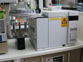 Gas Chromatograph - picture1' - Click to enlarge