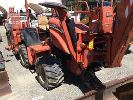 RT55 trencher , 175 hrs , side shift , front hoe , - picture2' - Click to enlarge