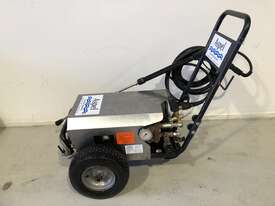 CW100 cold water pressure cleaner - picture0' - Click to enlarge