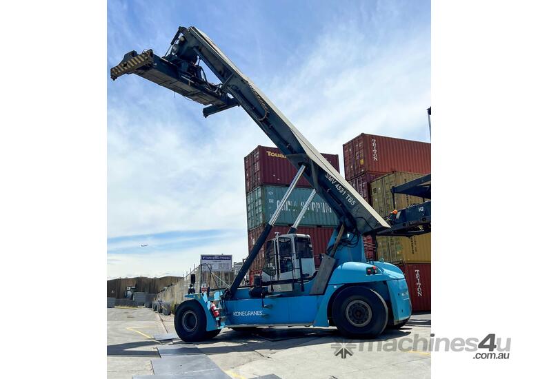 caption 2007 SMV 4531 - Sydney Forklifts - (PS100) 45 Ton Lift