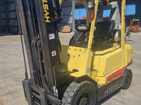 Hyster 2.5T LPG Counterbalance Forklift with Container Mast - picture1' - Click to enlarge