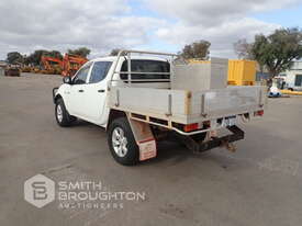 2007 MITSUBISHI TRITON 4X4 DUAL CAB TRAY BACK UTE - picture2' - Click to enlarge