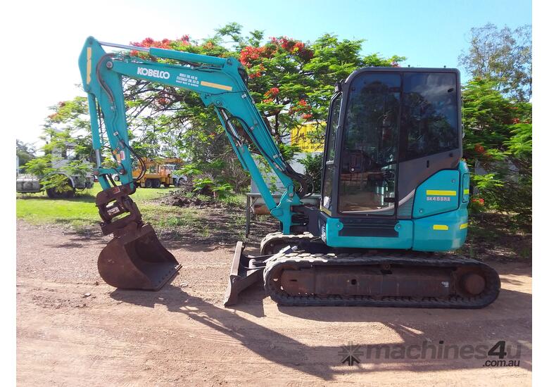 caption 5 ton excavator