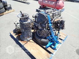 4 CYLINDER DIESEL ENGINE & 2 X TRANSMISSIONS - picture0' - Click to enlarge