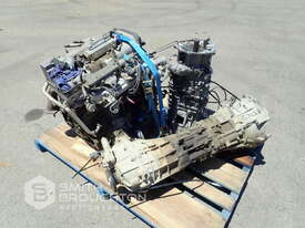 4 CYLINDER DIESEL ENGINE & 2 X TRANSMISSIONS - picture1' - Click to enlarge