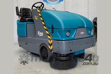 Tennant S20 Ride-On Sweeper (Diesel)