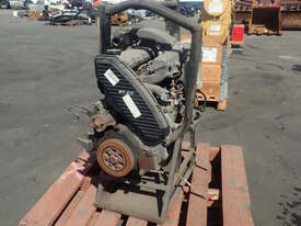 TOYOTA HJ75 6 CYLINDER ENGINE - picture0' - Click to enlarge