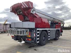 2013 Liebherr LTM 1040-2.1 - picture2' - Click to enlarge