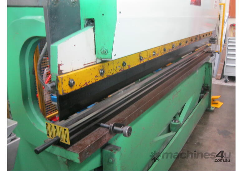 Used hydrabend 3100MM X 60TON GUARDS Hydraulic Press Brake in