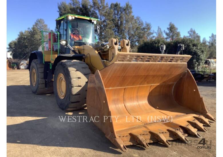 caption CAT 982M Wheel Loaders integrated Toolcarriers