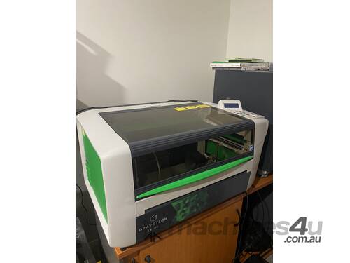 GravoTech Laser engraver