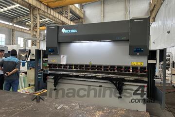 In Stock - ACCURL EUROPRO 6 Axis CNC Pressbrake 3200mm x 135T