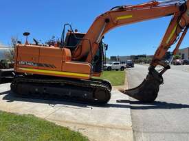 Excavator Doosan DX140CC 14 tonne 2015 Steel tracks Push blade - picture0' - Click to enlarge