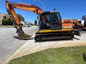 Excavator Doosan DX140CC 14 tonne 2015 Steel tracks Push blade - picture1' - Click to enlarge