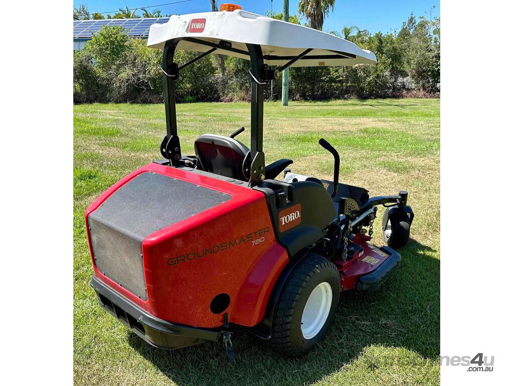 Used 2017 toro Toro GM7210 with 62 Rear Discharge Deck Zero Turn Mowers