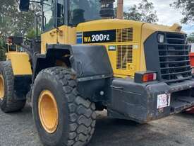 KOMATSU WA200PZ-6 Tool Carrier - picture2' - Click to enlarge