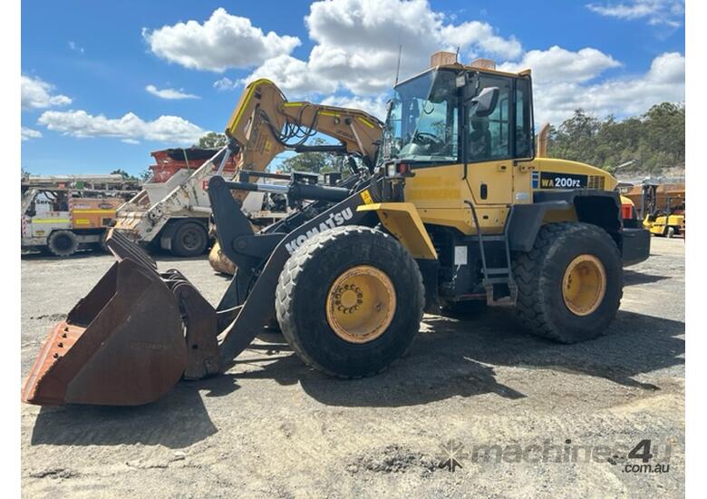 Used 2011 komatsu WA200PZ-6 Wheel Loader in , - Listed on Machines4u