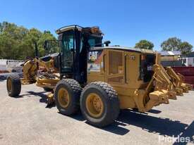 2010 Caterpillar 12M - picture2' - Click to enlarge