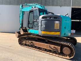 Kobelco SK235SR-2 - picture1' - Click to enlarge