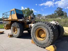 Caterpillar 773D Truck - picture1' - Click to enlarge